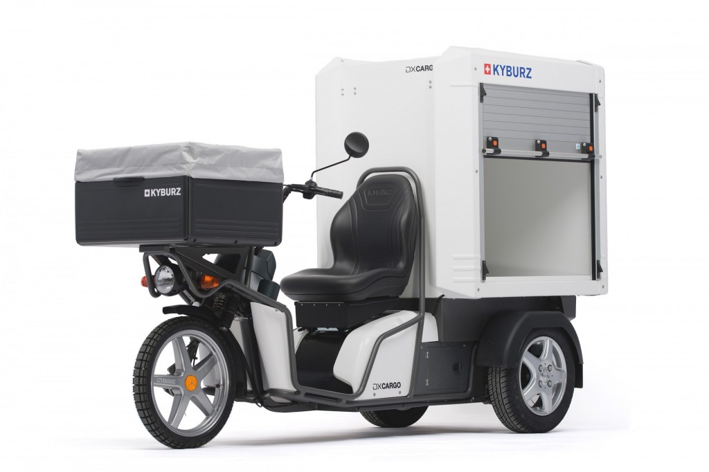 KYBURZ DXCargo: structure avec volet roulant latéral